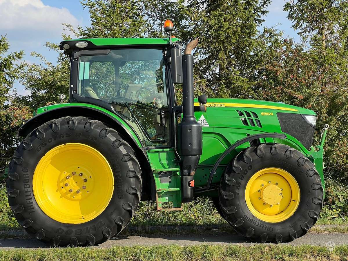 John Deere 6155R, tractors