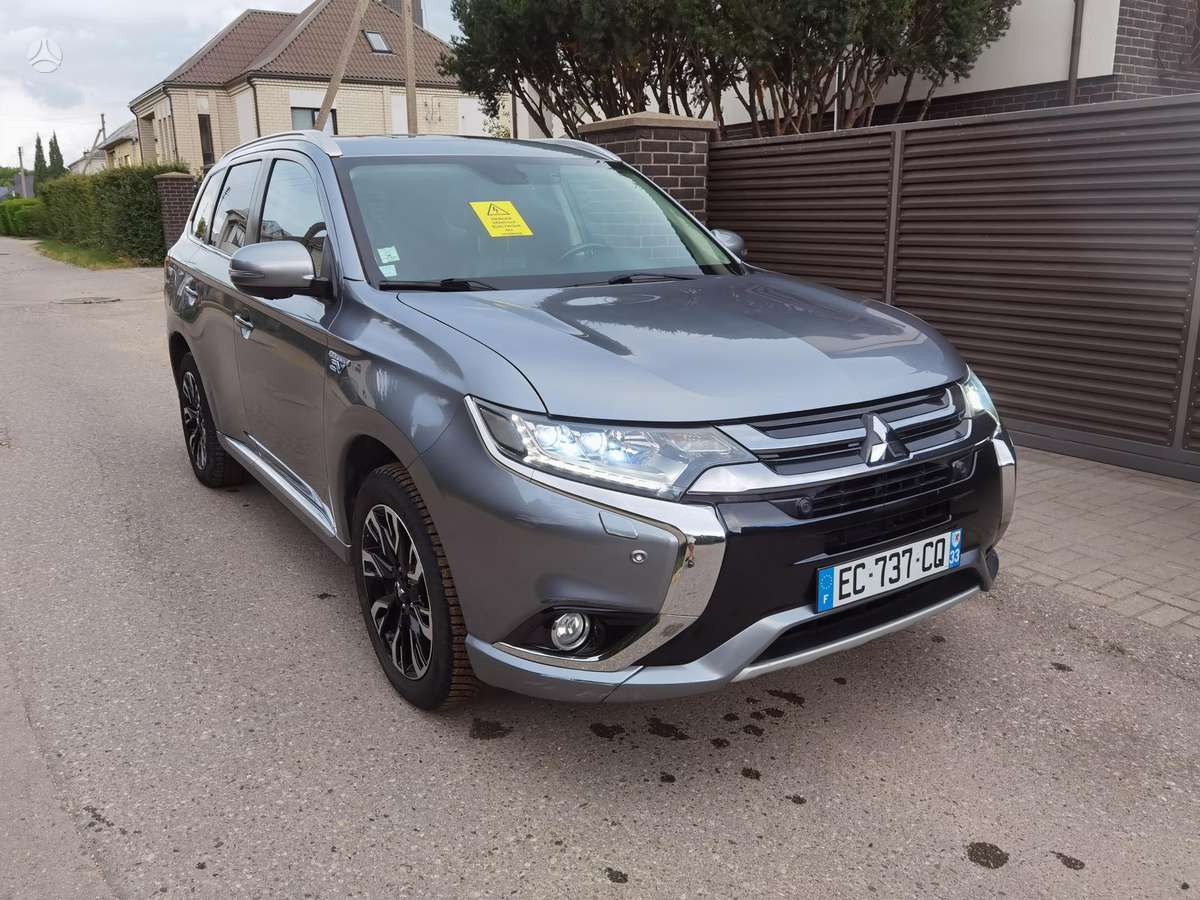 Mitsubishi Outlander - 5