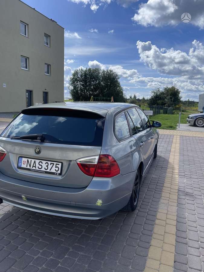 BMW 320, 2.0 l., universalas