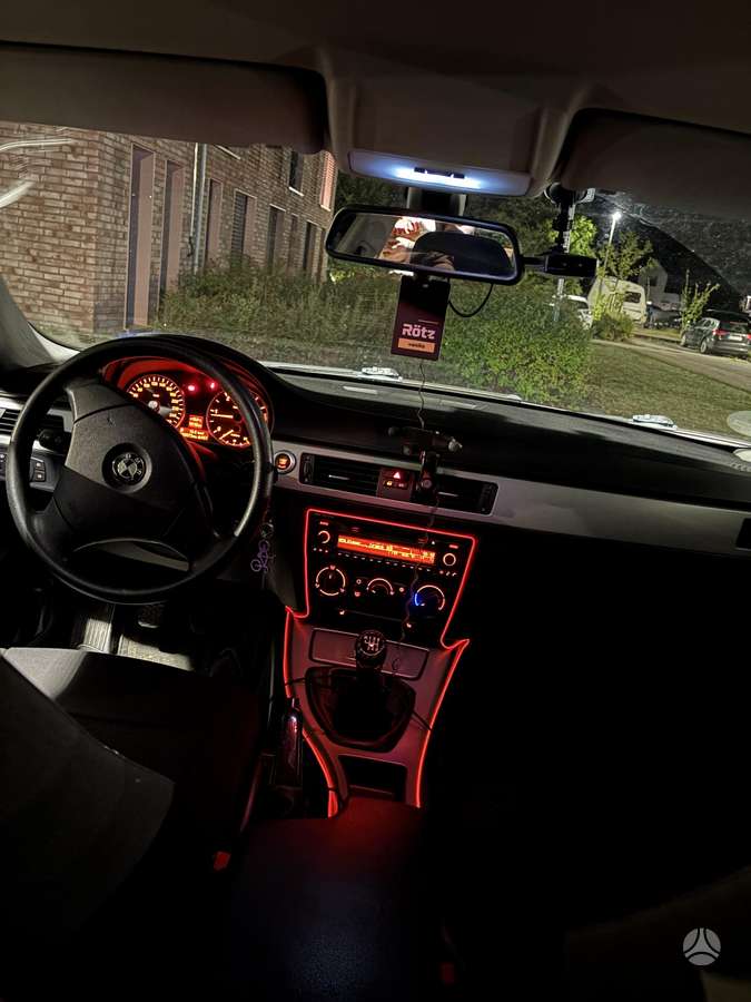 BMW 320, 2.0 l., Универсал