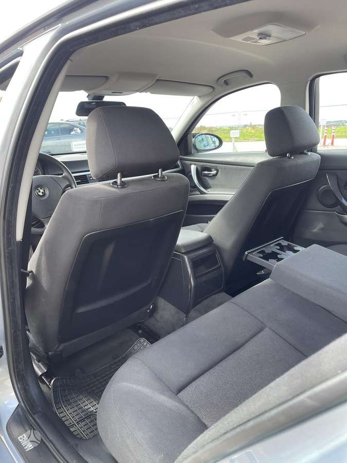 BMW 320, 2.0 l., wagon