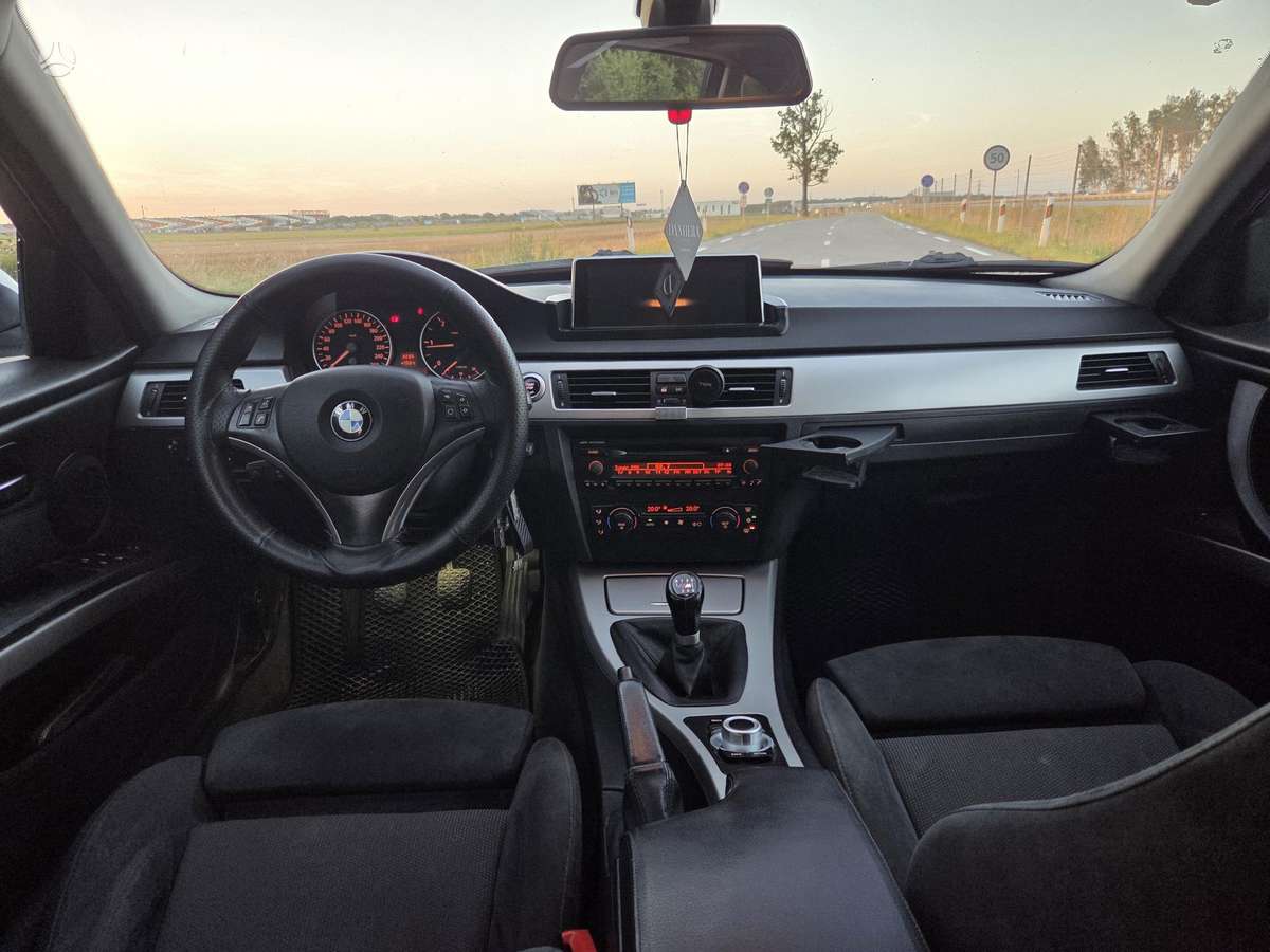 BMW 320, 2.0 l., Универсал