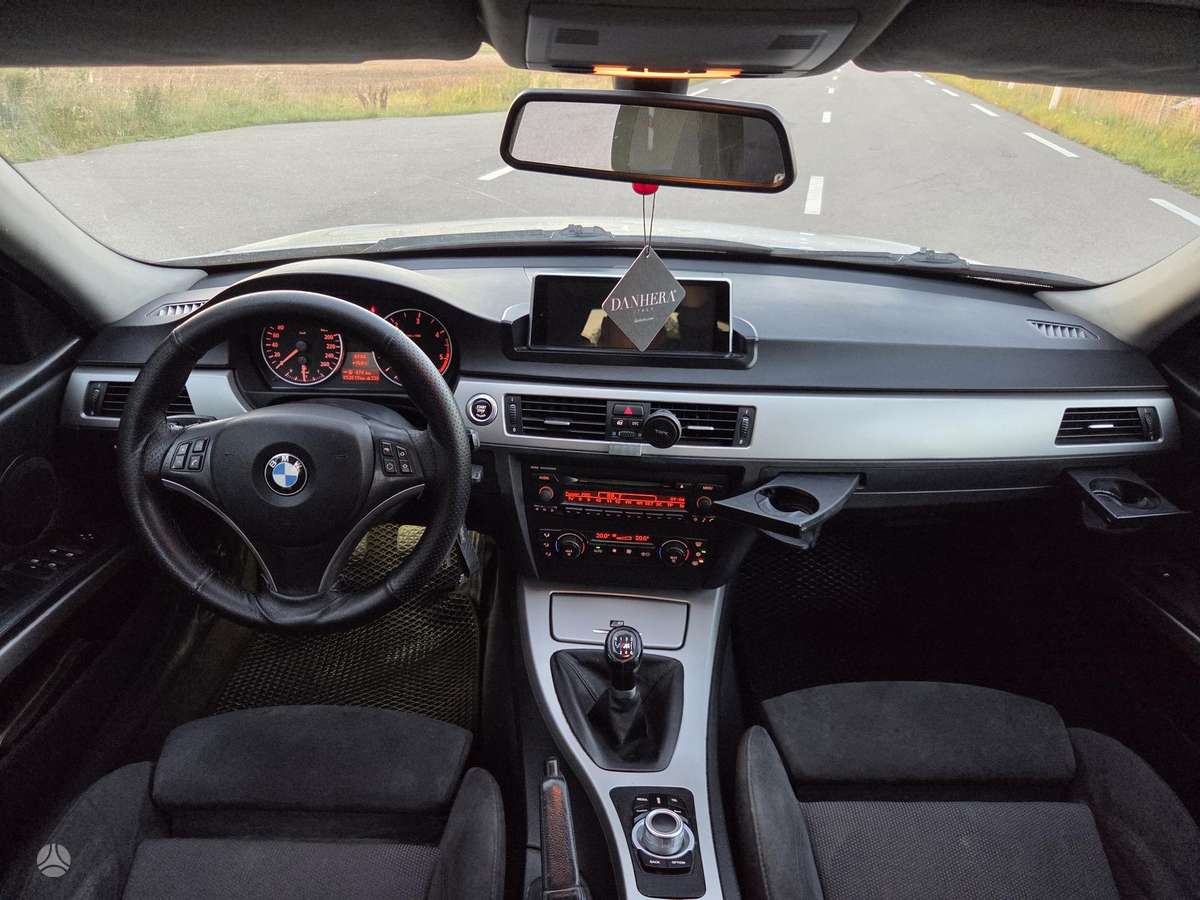 BMW 320, 2.0 l., Универсал