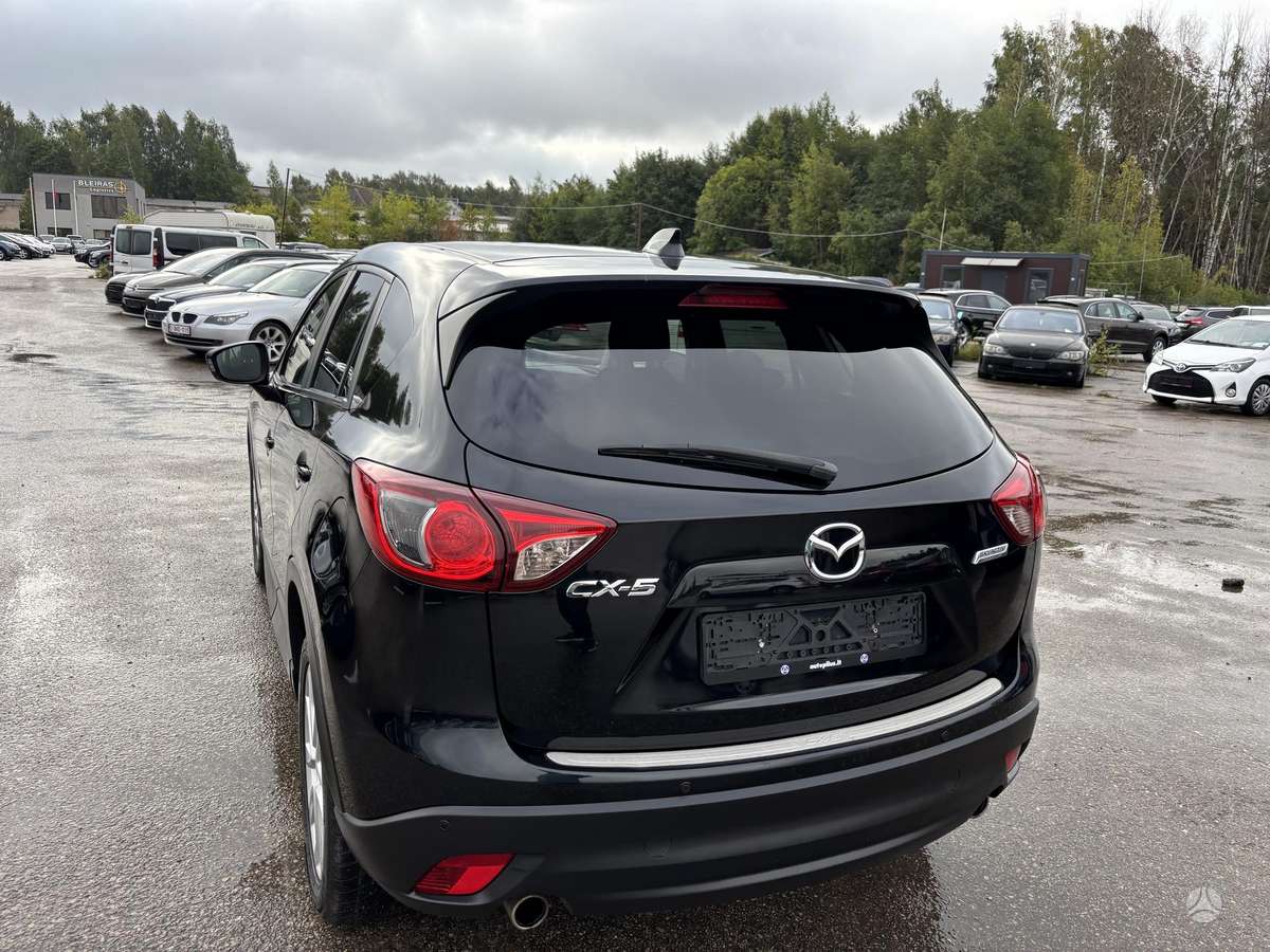 Mazda CX-5, 2.2 l., off-road / crossover
