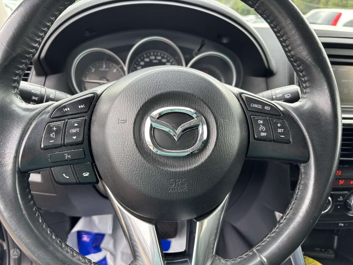Mazda CX-5, 2.2 l., off-road / crossover