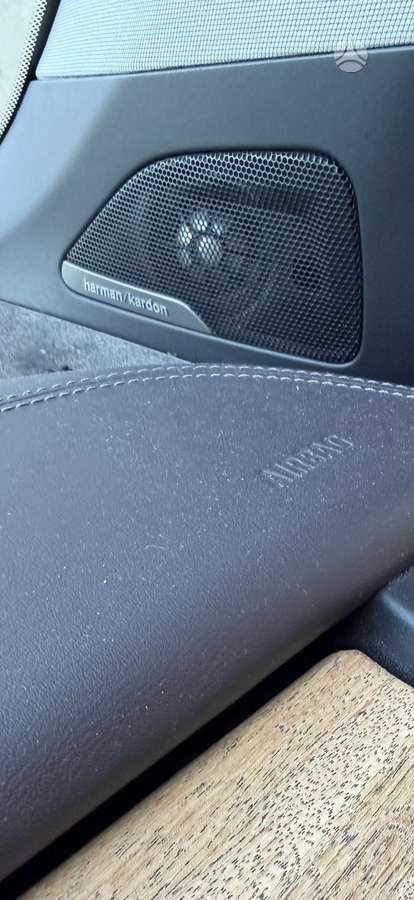 BMW i3, Хэтчбек