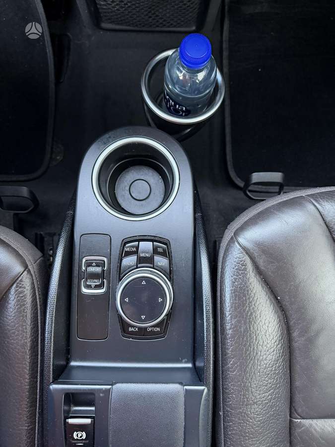 BMW i3, Хэтчбек
