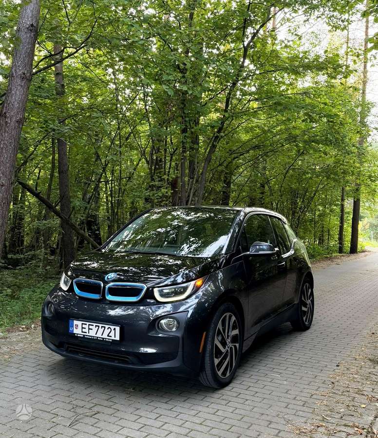 BMW i3, Хэтчбек