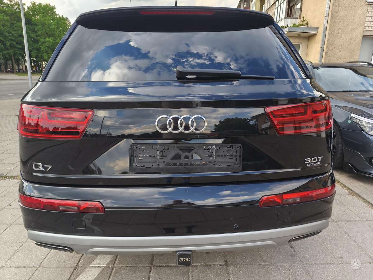 Audi Q7, 3.0 l., Внедорожник / Кроссовер
