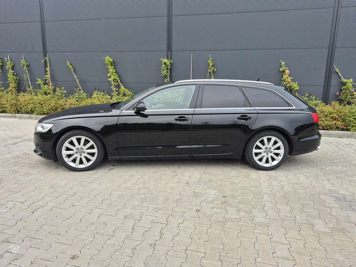 Audi A6 - 4