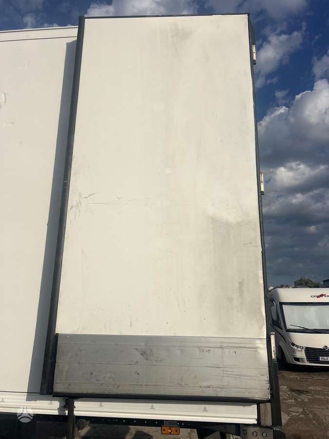 Schmitz Sko 24L FP45, šaldytuvai