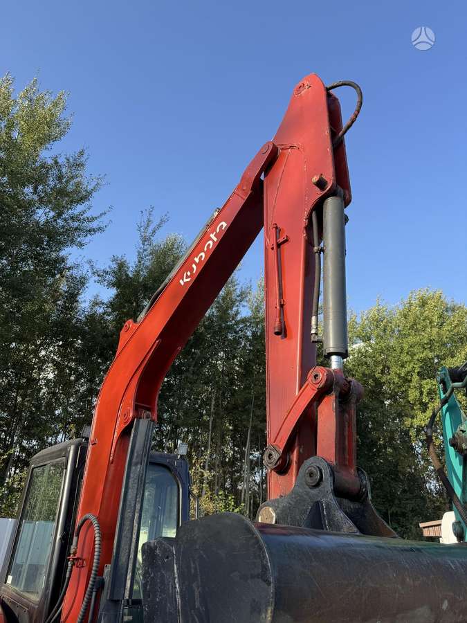 Kobelco S60, mini excavator