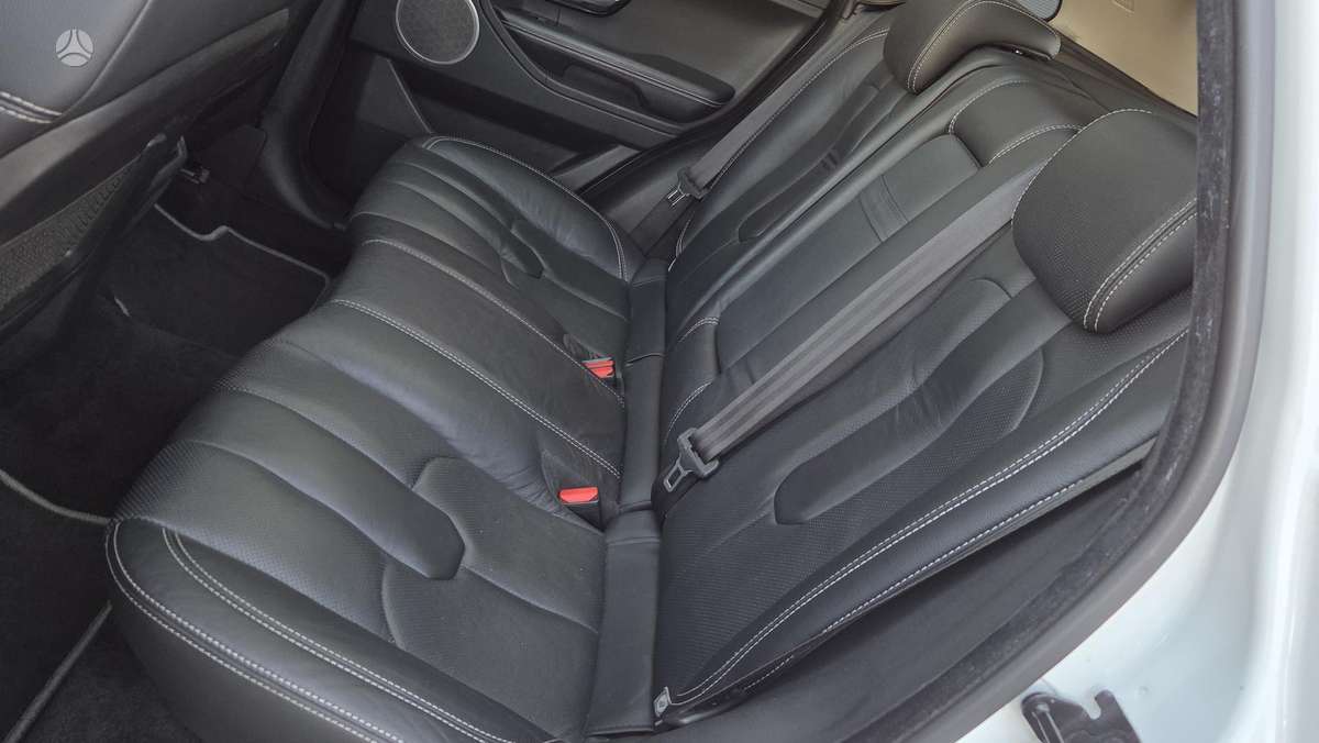 Land Rover Evoque, 2.2 l., off-road / crossover