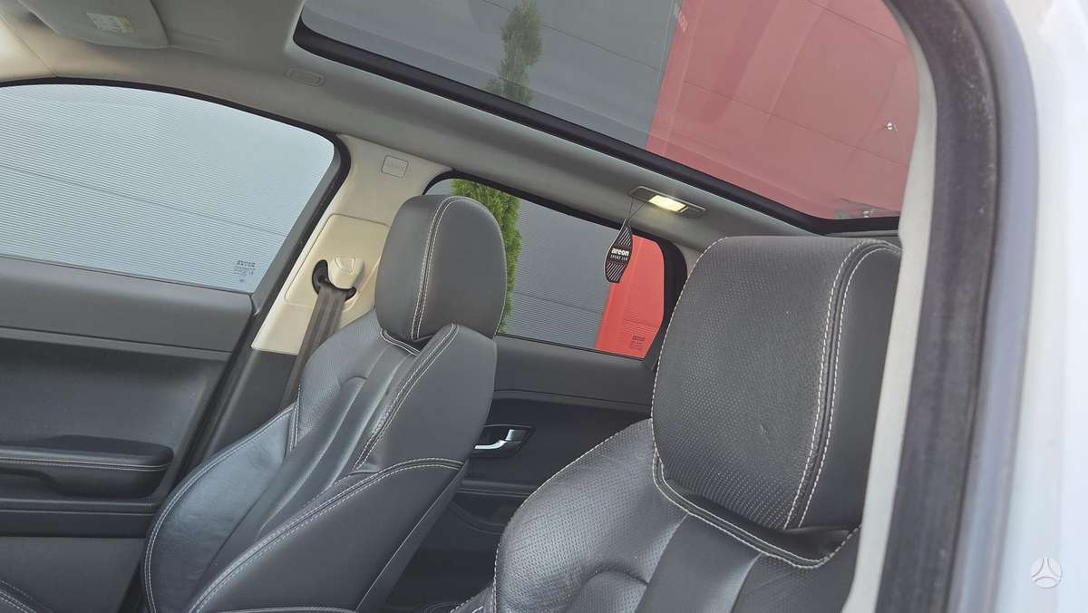 Land Rover Evoque, 2.2 l., off-road / crossover