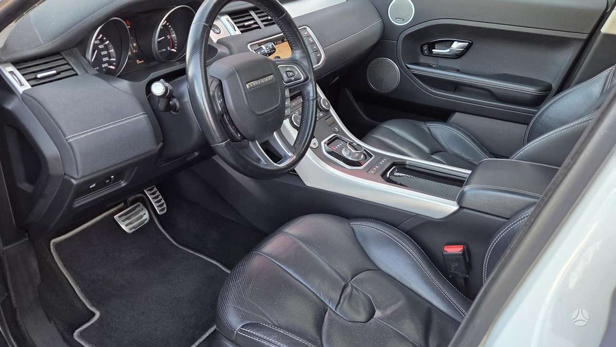 Land Rover Evoque, 2.2 l., off-road / crossover