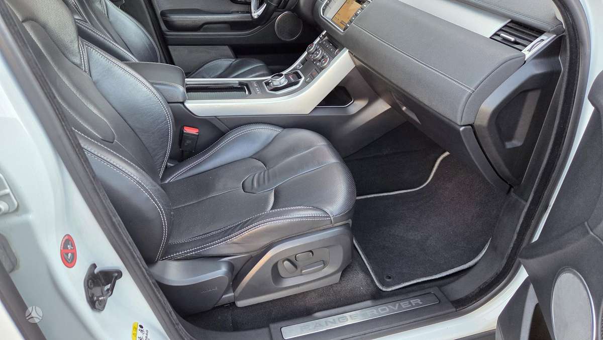 Land Rover Evoque, 2.2 l., off-road / crossover