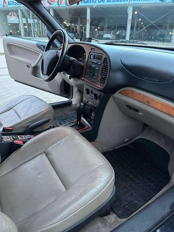 Saab 900, 2.3 l., convertible