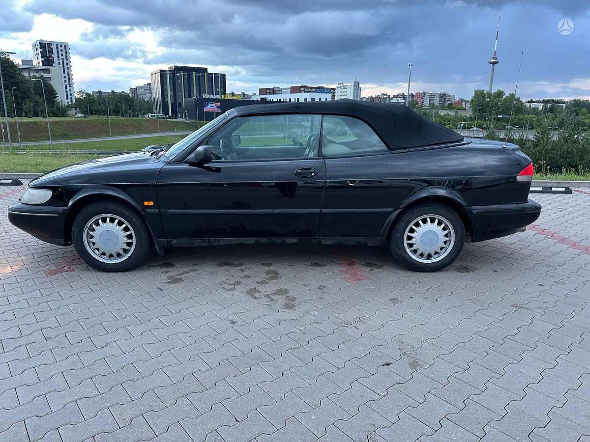Saab 900, 2.3 l., convertible