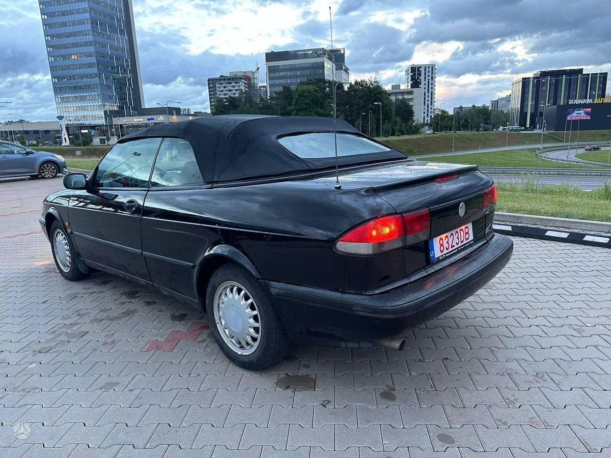 Saab 900, 2.3 l., convertible