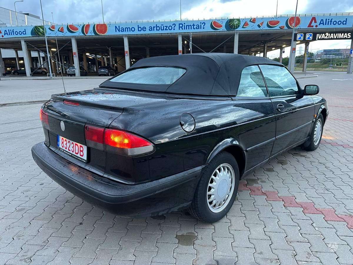 Saab 900, 2.3 l., convertible
