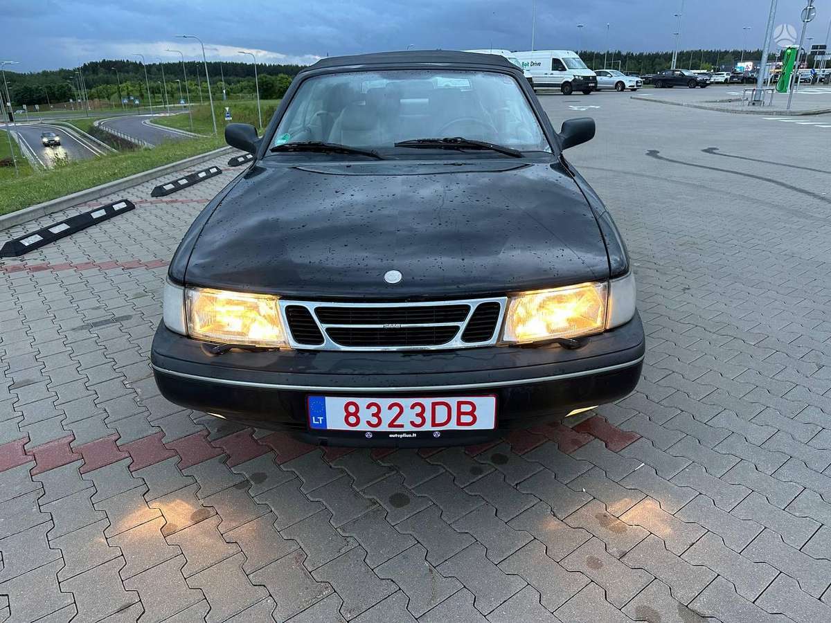 Saab 900, 2.3 l., convertible