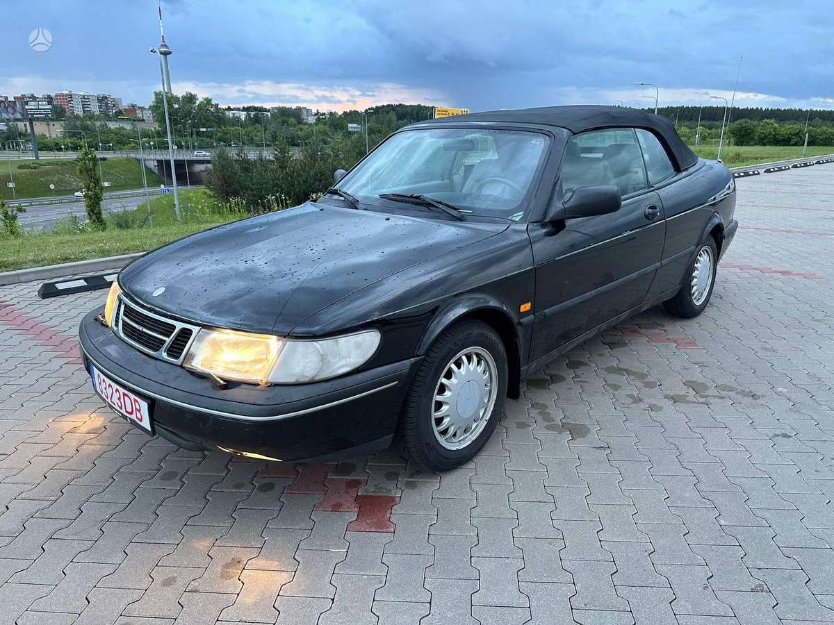 Saab 900, 2.3 l., convertible