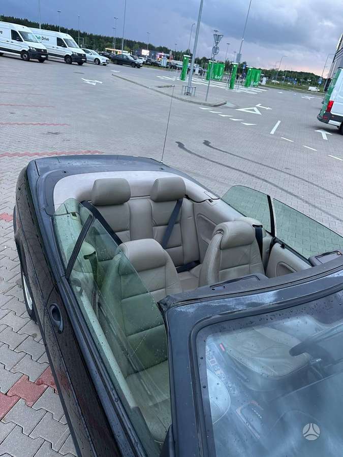 Saab 900, 2.3 l., convertible
