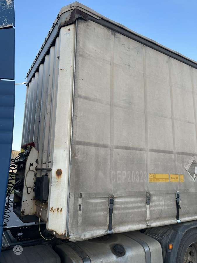 Krone, užuolaidinės / tentinės