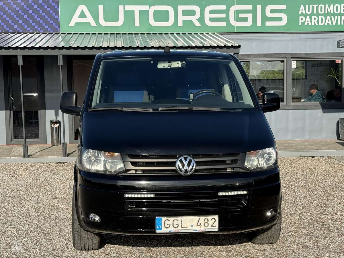 Volkswagen Multivan, 2.5 l., Минивэн
