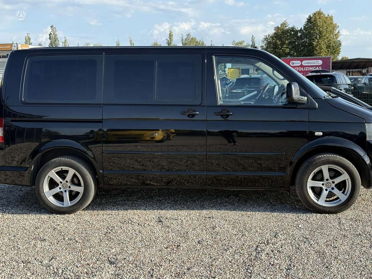 Volkswagen Multivan, 2.5 l., Минивэн