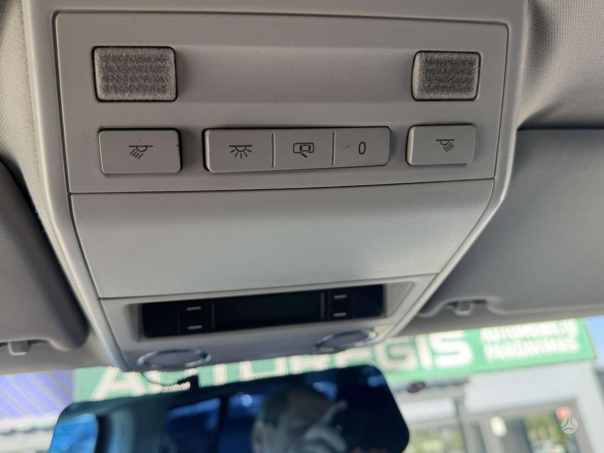 Volkswagen Multivan, 2.5 l., Минивэн