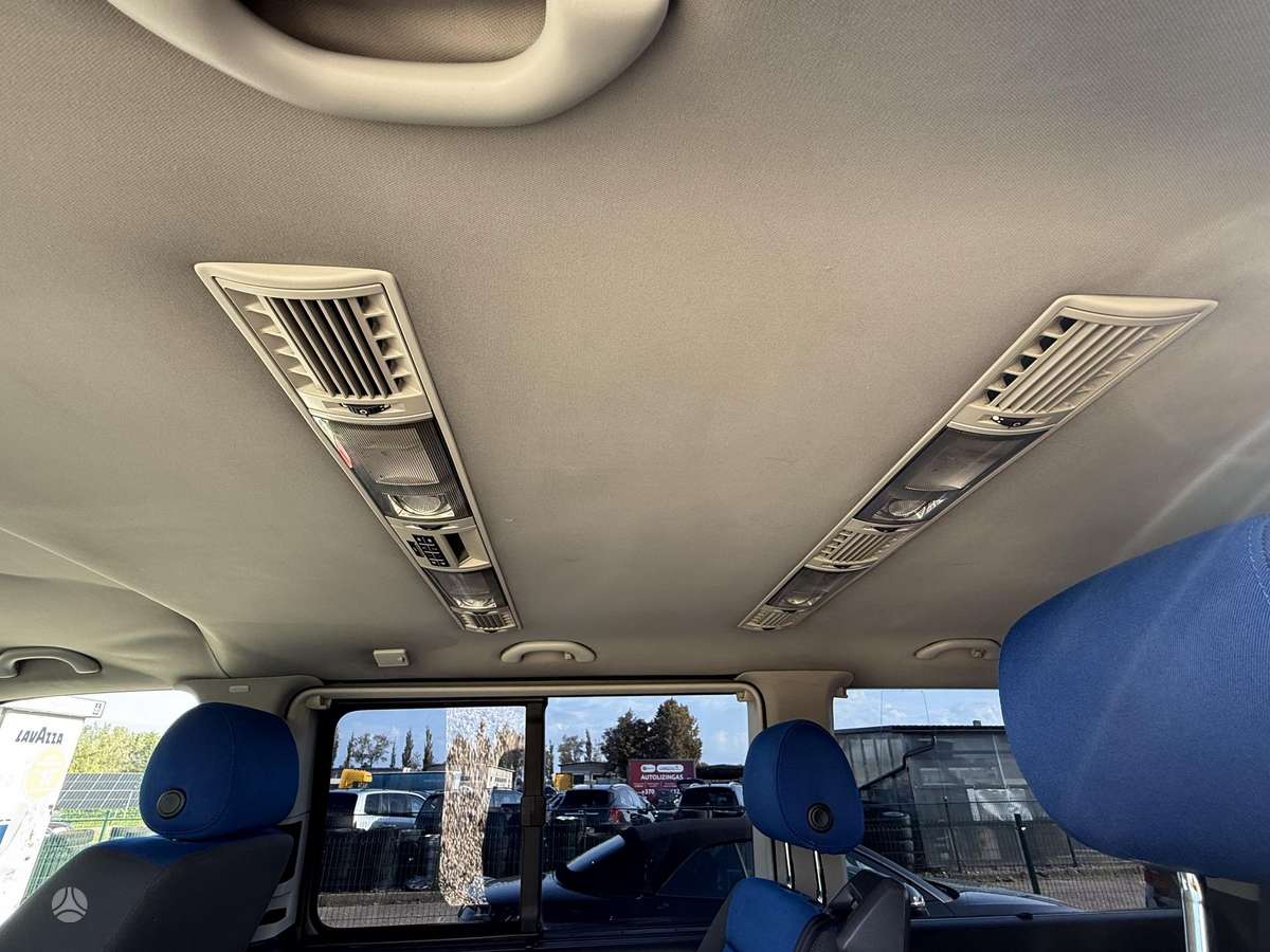 Volkswagen Multivan, 2.5 l., Минивэн