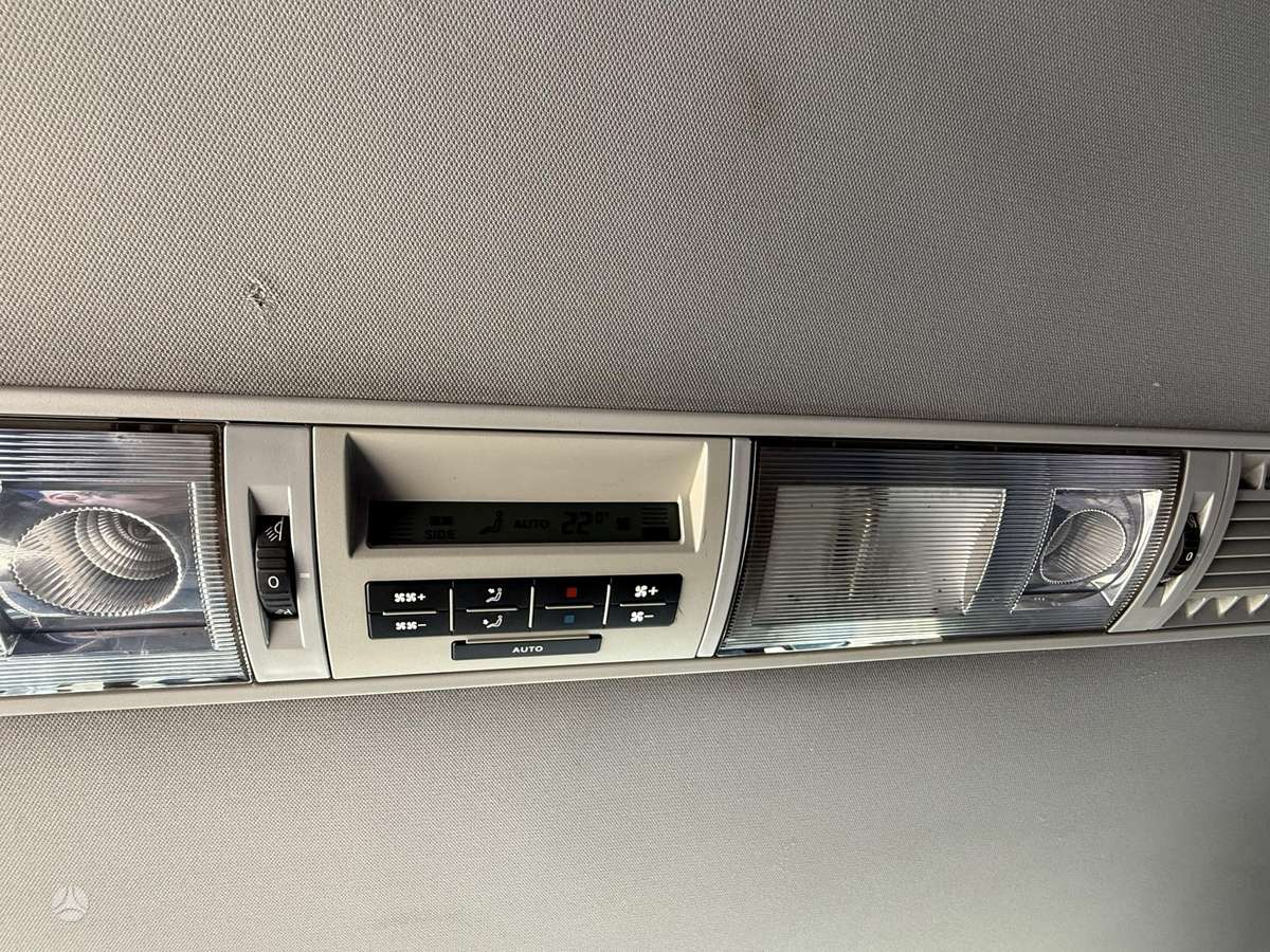 Volkswagen Multivan, 2.5 l., Минивэн