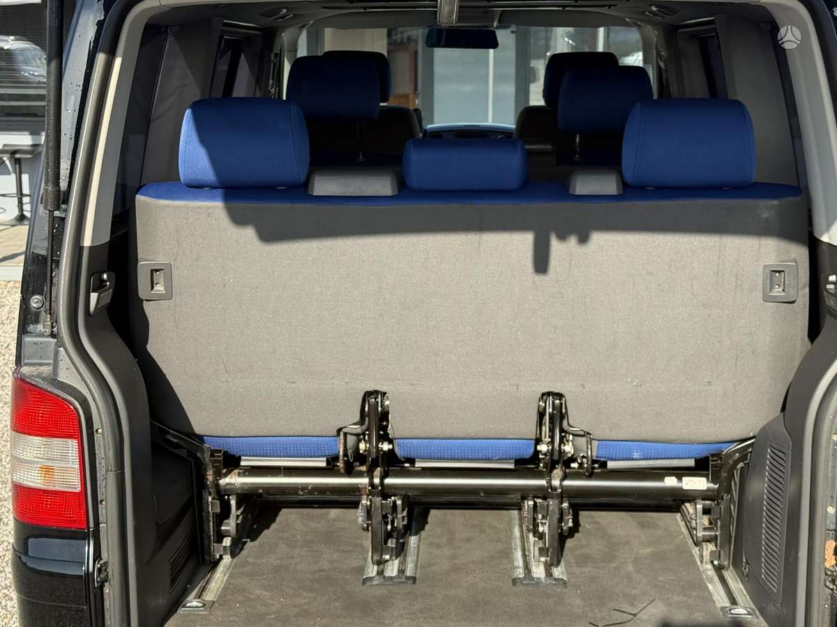 Volkswagen Multivan, 2.5 l., Минивэн