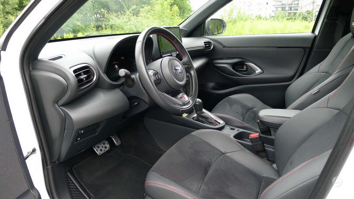 Toyota Yaris Cross - 7