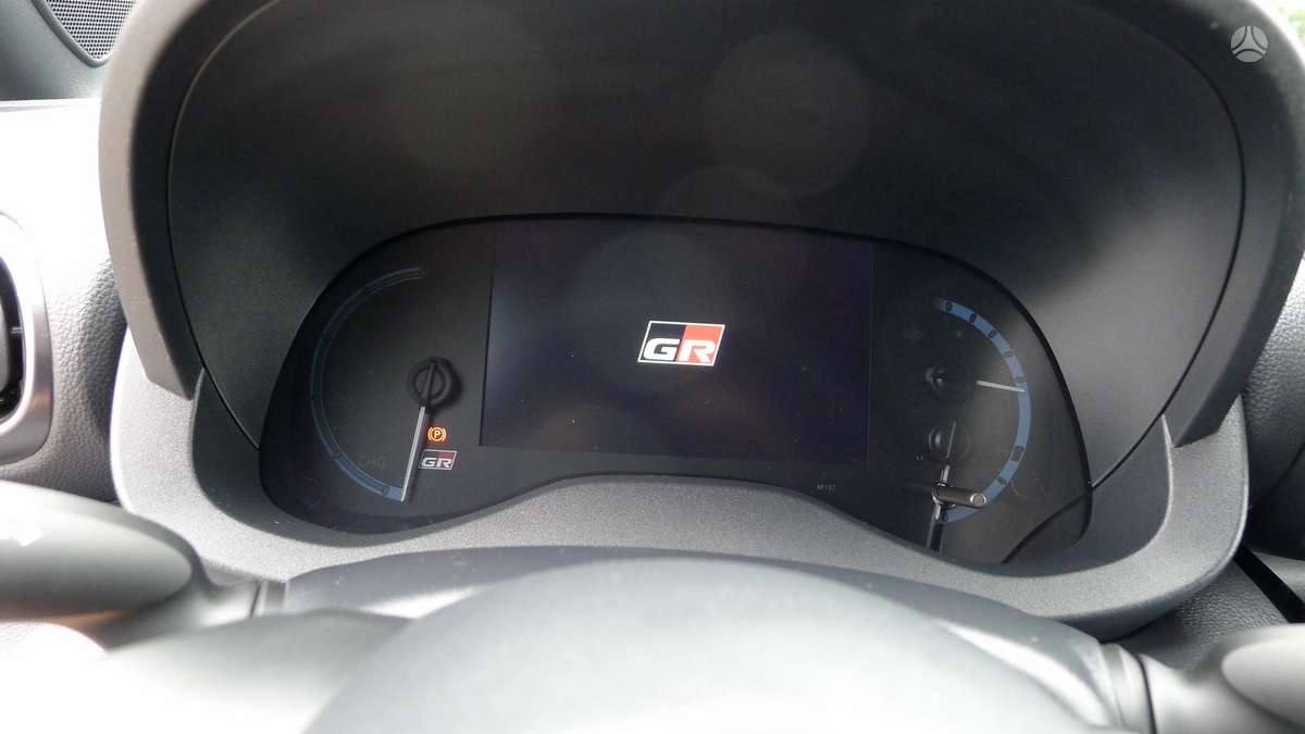 Toyota Yaris Cross - 11
