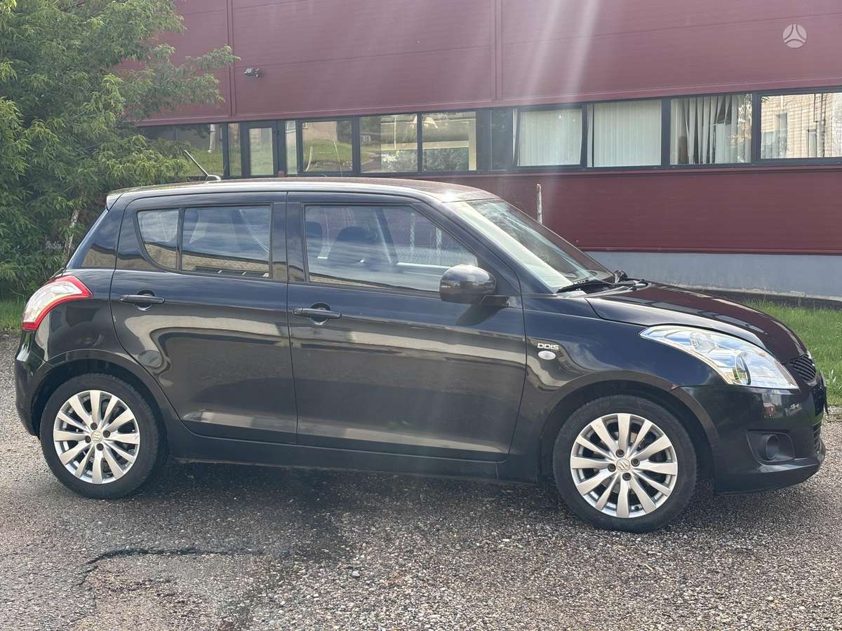 Suzuki Swift, 1.3 l., hatchback