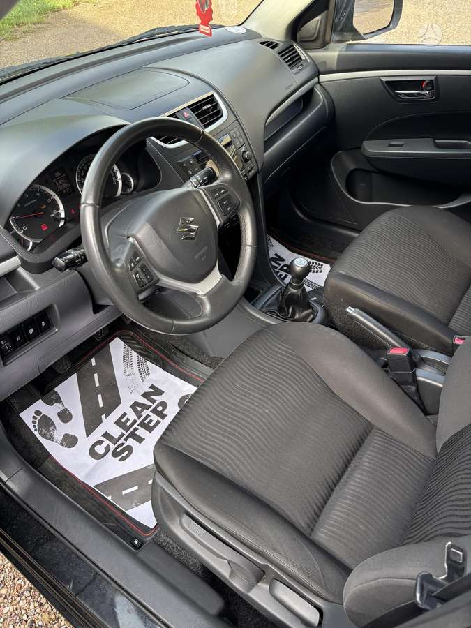 Suzuki Swift, 1.3 l., hatchback