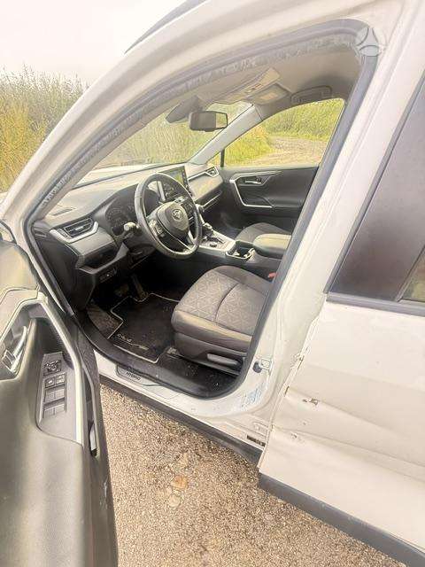 Toyota RAV4 - 2
