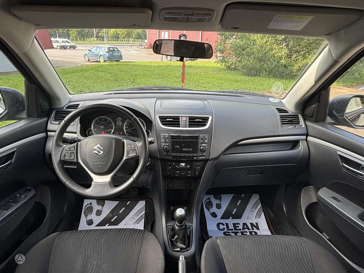 Suzuki Swift, 1.3 l., hatchback
