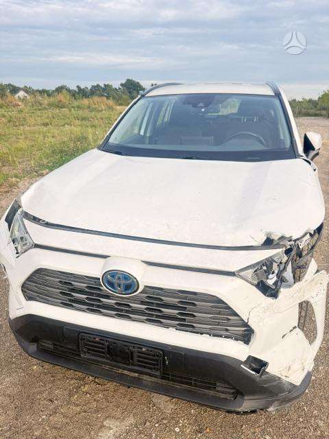 Toyota RAV4 - 11