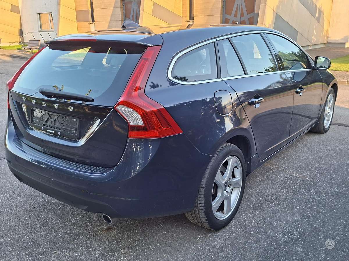 Volvo V60, 2.4 l., Универсал