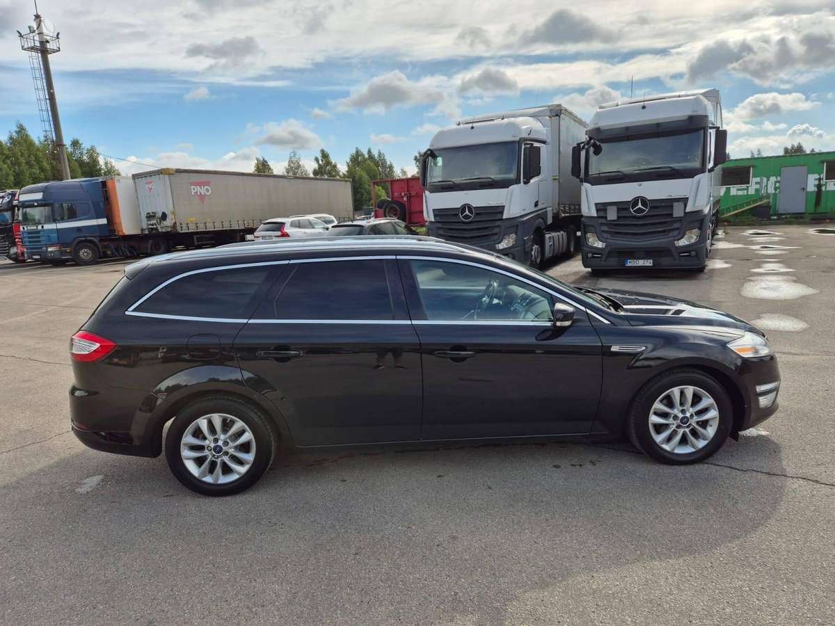 Ford Mondeo - 4