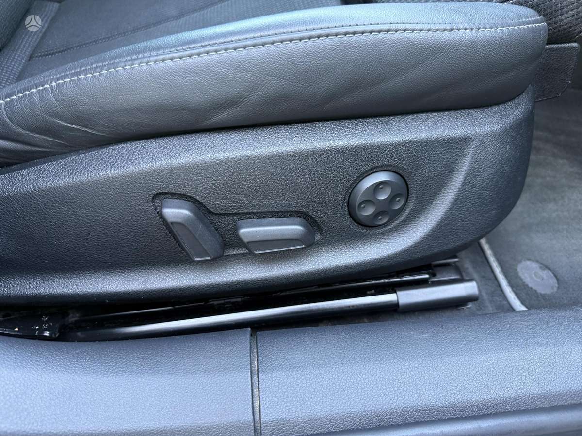 Audi A6, 3.0 l., Седан