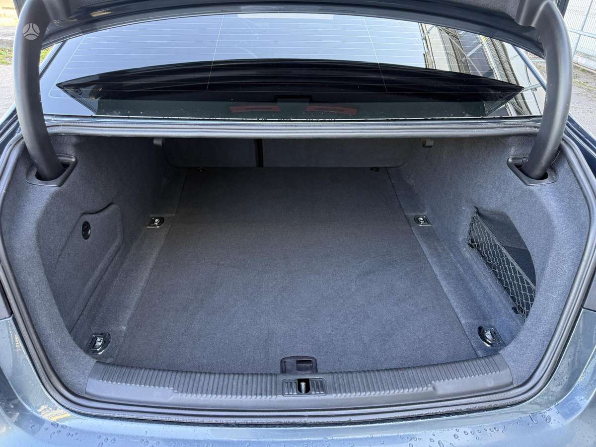 Audi A6, 3.0 l., Седан