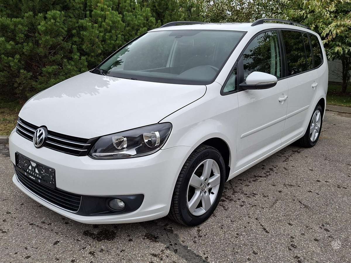 Volkswagen Touran - 1