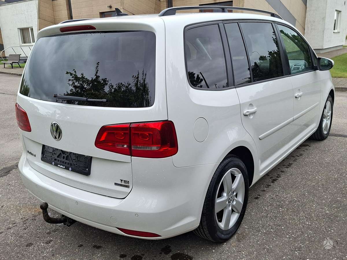 Volkswagen Touran - 3