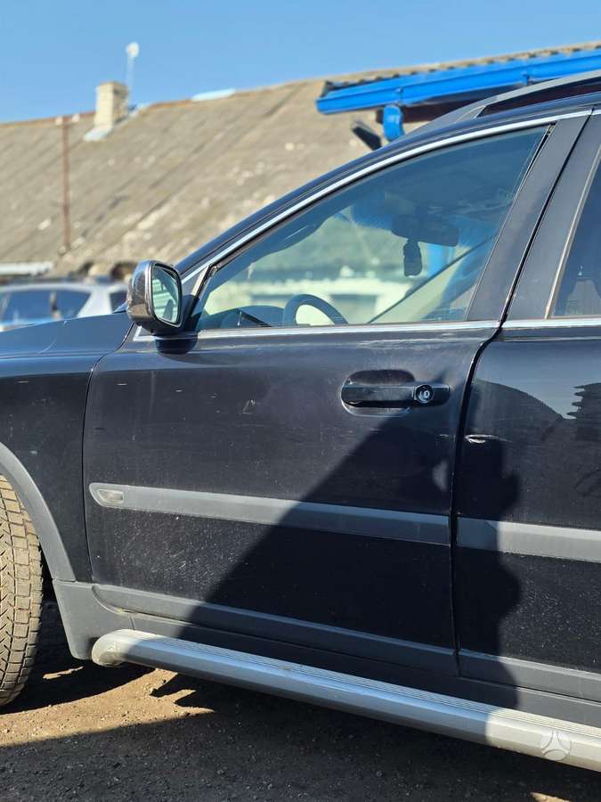 Volvo XC90, D5244T4, for parts