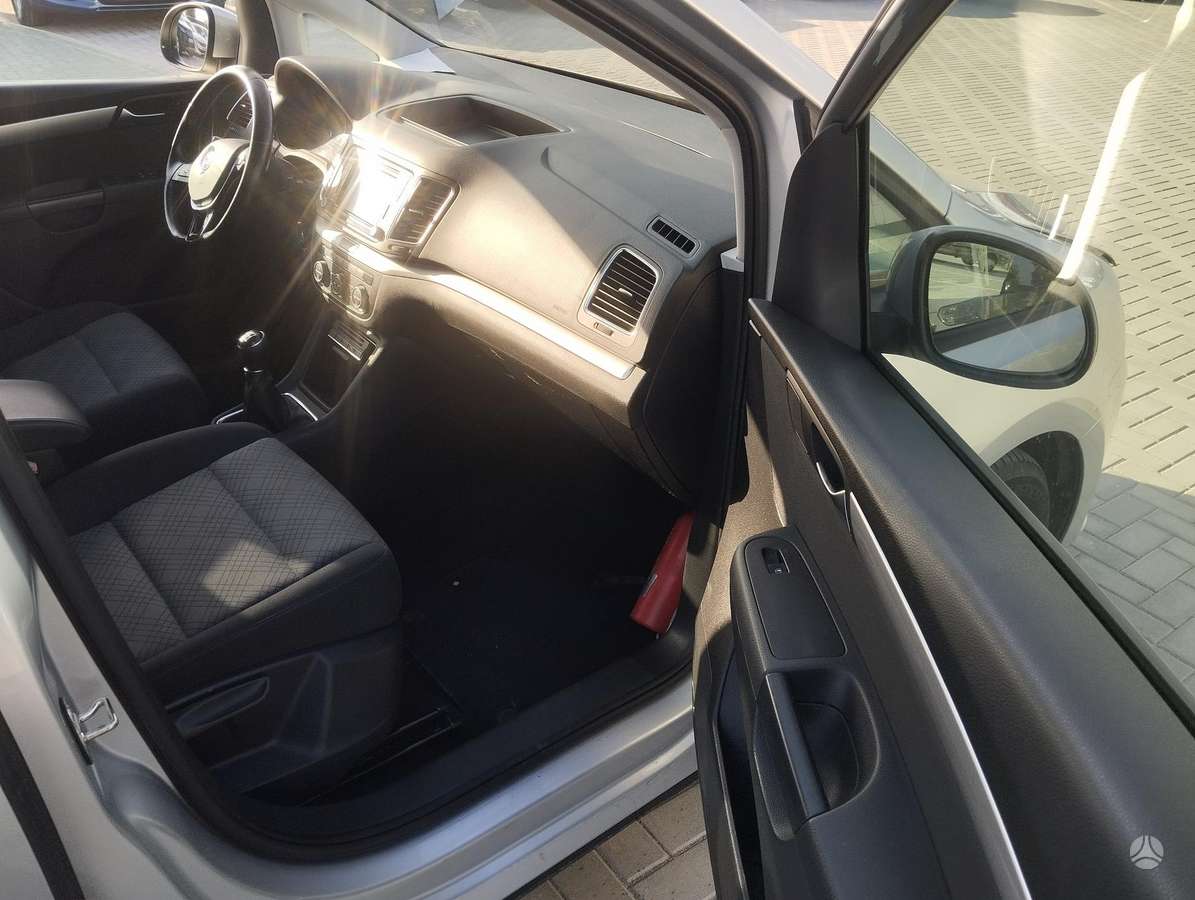 Volkswagen Sharan - 6