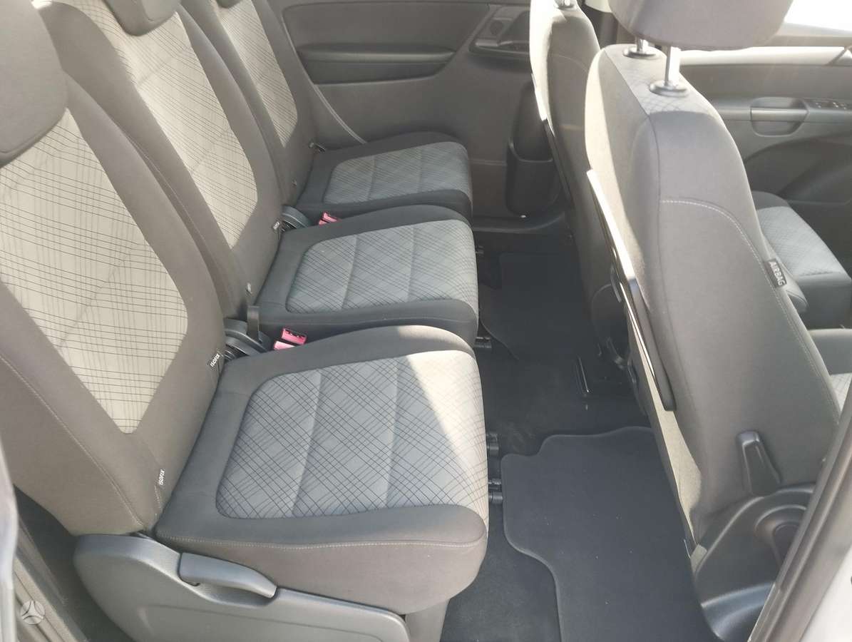 Volkswagen Sharan - 7